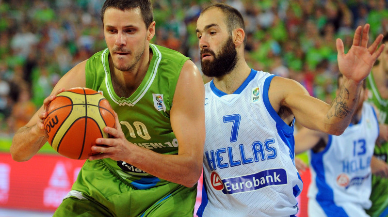 Boštjans Nahbars un Vasilis Spanulis "EuroBasket 2013" 
Foto: AFP / Scanpix