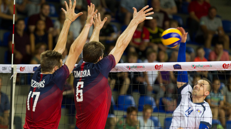 Atvars Ozoliņš un Andis Cimoška blokā 
Foto: Vadims Morozovs