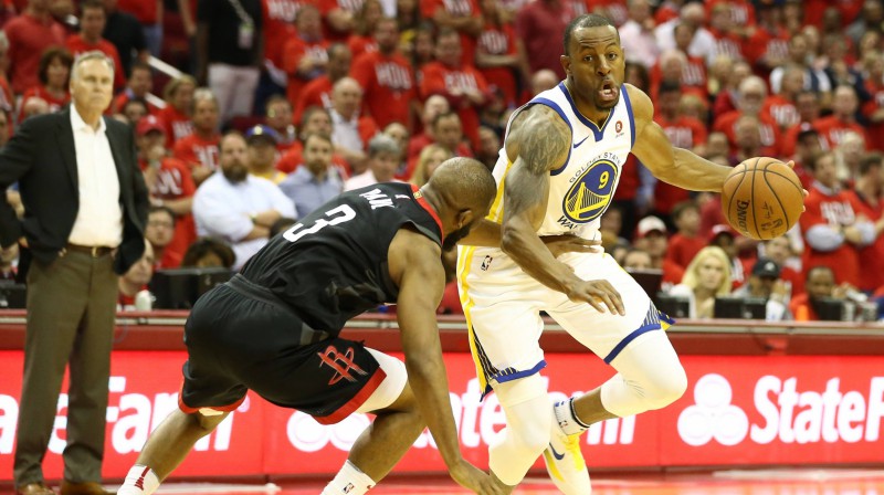 Andrē Igudala pret Krisu Polu
Foto: USA Today Sports/Scanpix