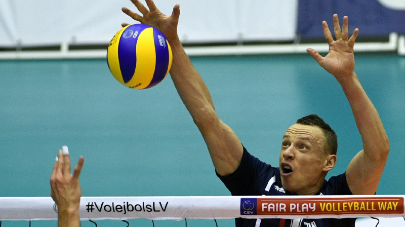 Deniss Petrovs 
Foto: Romāns Kokšarovs, F64