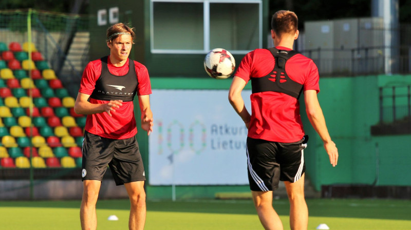 Roberts Uldriķis pirmsspēles treniņā Viļņā
Foto: LFF