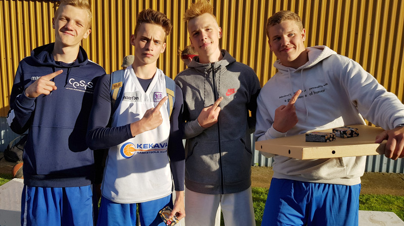 Trīskātējie U16 grupas čempioni "Noa"
Foto: Renārs Buivids