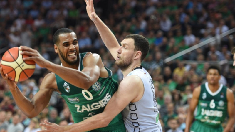 Brendons Deivīss uzbrukumā 
Foto: LKL