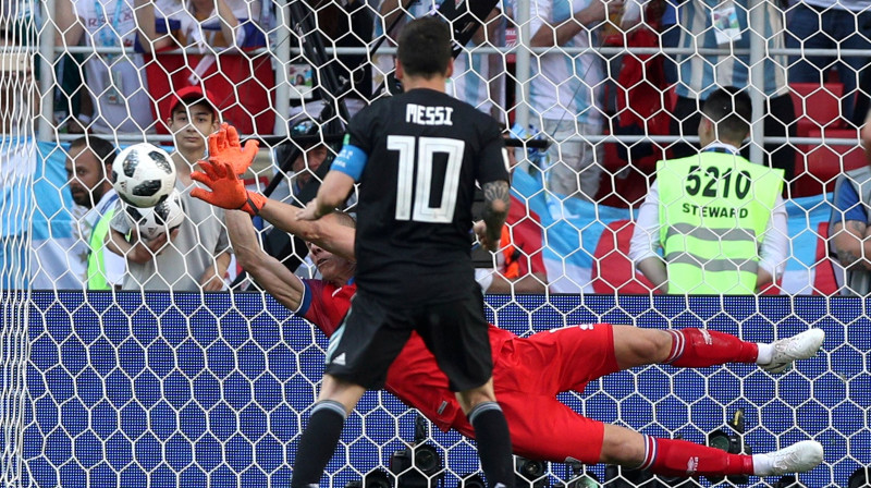 Lionels Mesi neiesit pendeli
Foto: Reuters/Scanpix