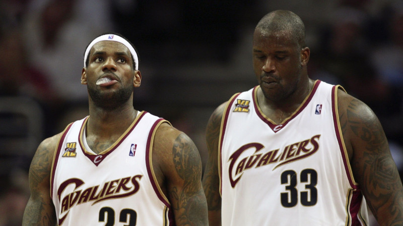 Lebrons Džeimss un Šakils O'Nīls
Foto: Reuters/Scanpix
