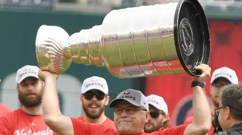 Berijs Trocs ar Stenlija kausu
Foto: AFP/Scanpix