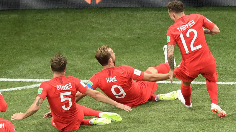 Harijs Keins priecājās par pirmo vārtu guvumu mačā pret Tunisiju. 
Foto: AFP/Scanpix