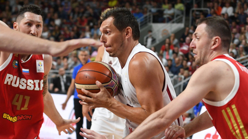 Jānis Blūms 
Foto: Romāns Kokšarovs, Sporta Avīze, f64