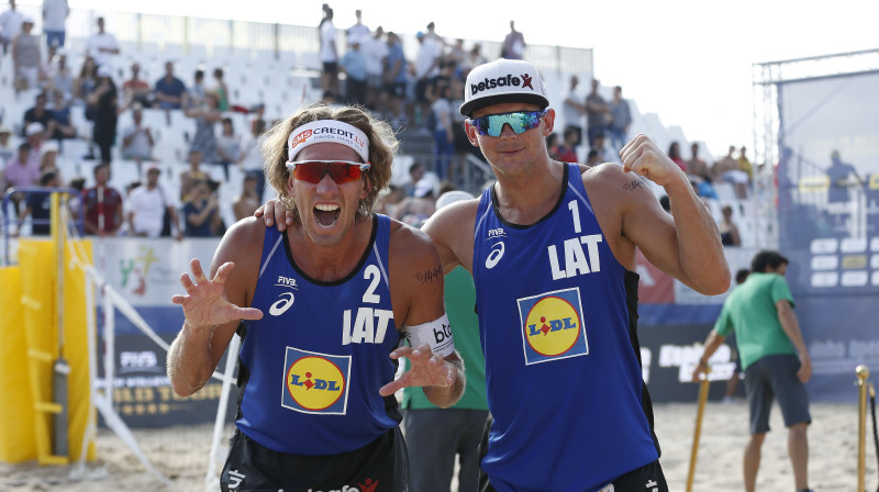 Aleksandrs Samoilovs un Jānis Šmēdiņš
Foto: FIVB
