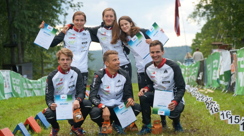 Latvijas stafešu komandas pēc piektās un sestās vietas 2017. gada pasaules čempionātā
Foto: Latvijas Orientēšanās federācija