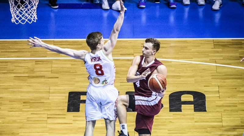 Kristers Zoriks uzbrukumā
Foto: FIBA