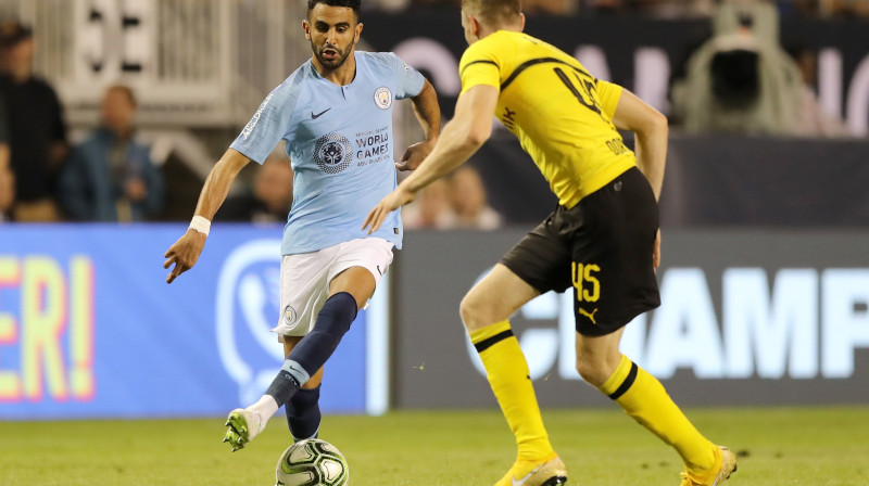 Rijads Mahrezs uzbrukumā 
Foto: AFP / Scanpix