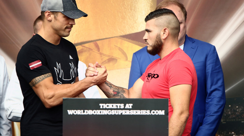 Mairis Briedis un Brendons Delorjē 
Foto: TASS / Scanpix