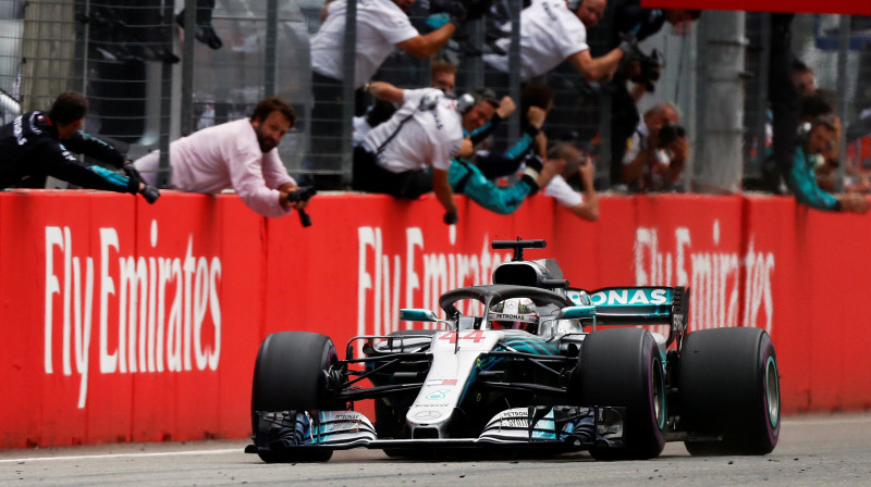 Hamiltons uzvar Vācijas F1 posmā
Foto: REUTERS/Scanpix