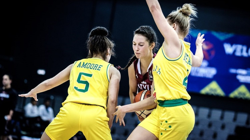 Paula Kļeščova spēlē pret Austrāliju
Foto: FIBA