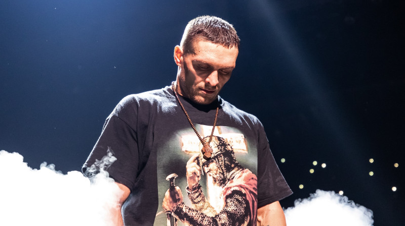 Oleksandrs Usiks
Foto: vk.com/rusboxing