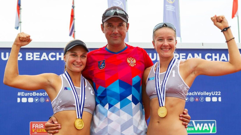 Nadežda Makroguzova un Svetlana Holomina pēc triumfa Eiropas U22 čempionātā
Organizatoru foto