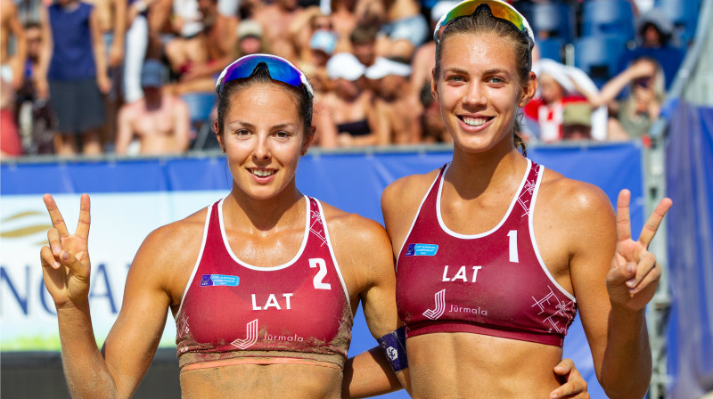 Anastasija Kravčenoka un Tīna Graudiņa 
Foto: cev.eu