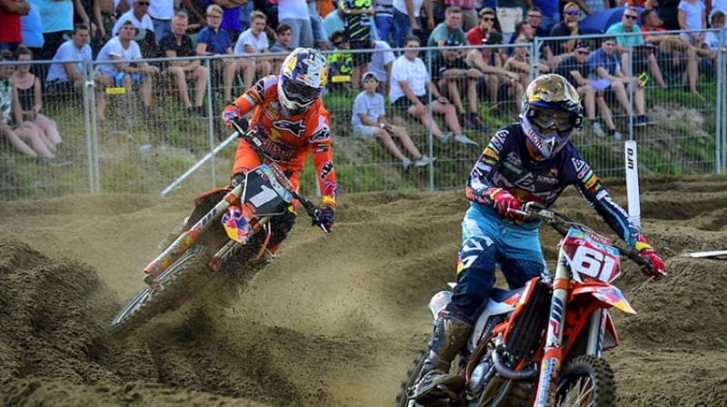 Pauls Jonass un Horhe Prado
Foto: MX GP