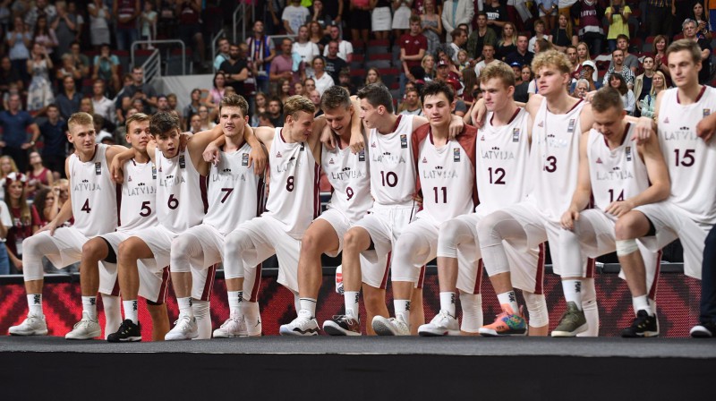 Latvijas U18 izlase
Foto: Romāns Kokšarovs/f64