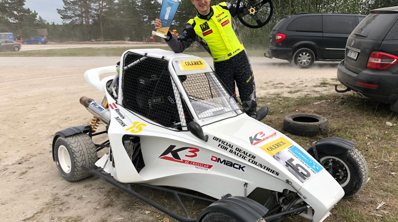 Reinis Nitišs ar savu bagiju
Foto: No sportista personīgā arhīva