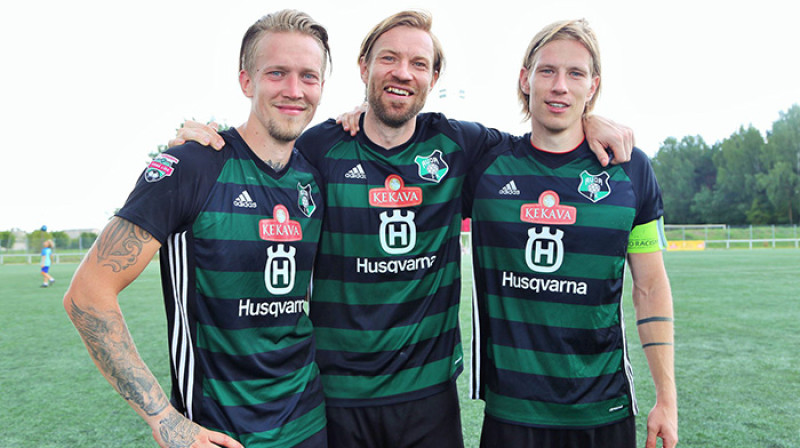 Rihards, Kaspars un Jorens, trīs brāļi Gorkši "Audas" formās
Foto: LFF