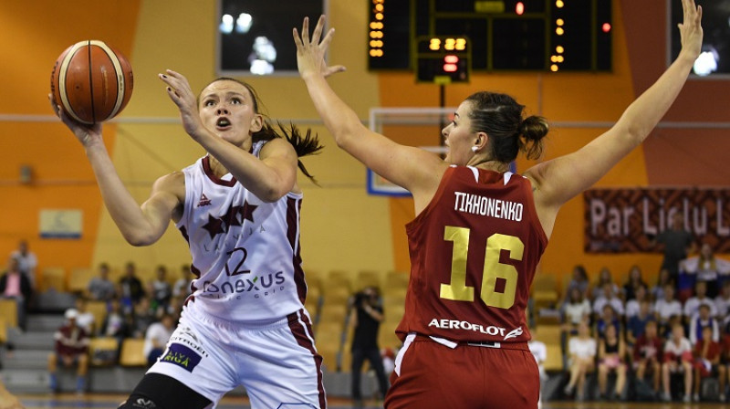 Anete Šteinberga
Foto: Romāns Kokšarovs/f64