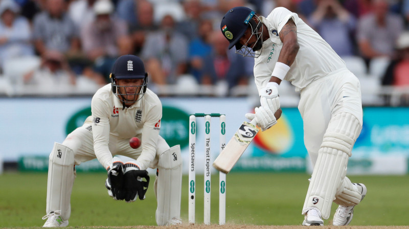 Hardiks Pandja (atsitēja pozīcijā)
Foto: Reuters/Scanpix