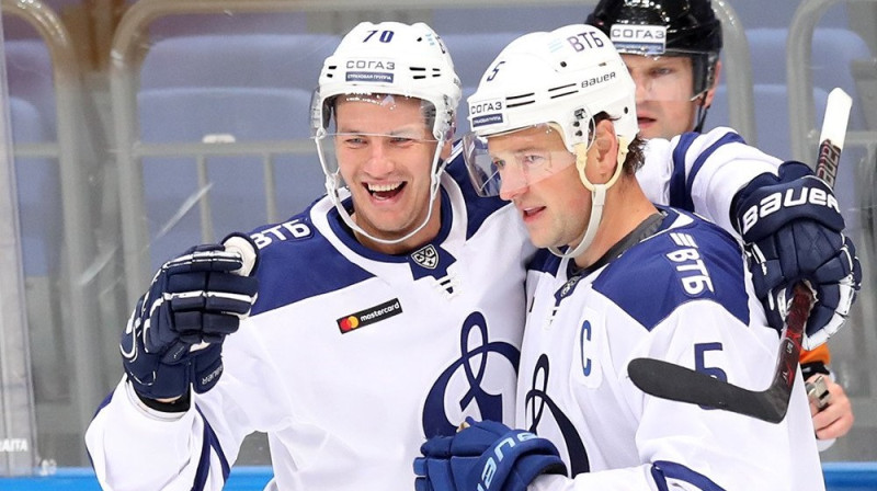 Miks Indrašis (pa kreisi) un Iļja Ņikuļins
Foto: dynamo.ru