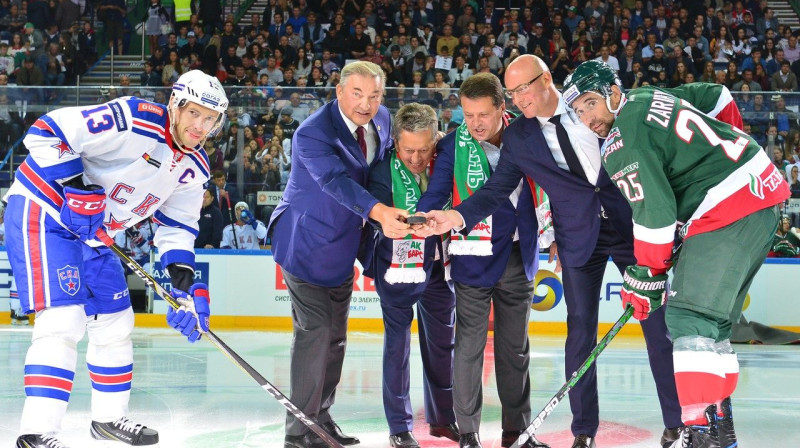 Pāvels Dacjuks un Daniss Zaripovs
Foto: ak-bars.ru