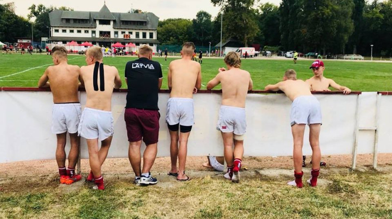 Latvijas U18 regbija izlases pārstāvji Ungārijā
Foto: Latvijas Regbija federācija