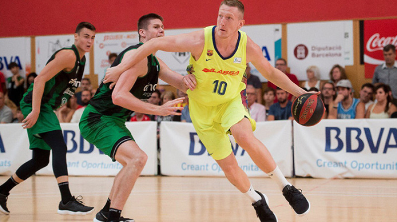 Rolands Šmits
Foro: Barça Basket