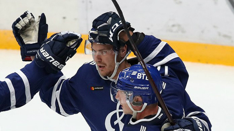 Miks Indrašis tālajā plānā 
Foto: dynamo.ru