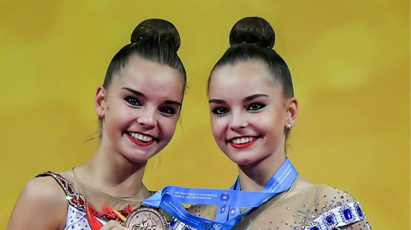 Mākslas vingrošanas dvīņumāsas Averinas
Foto: Vladimirs Pesņa, rsport.ria.ru