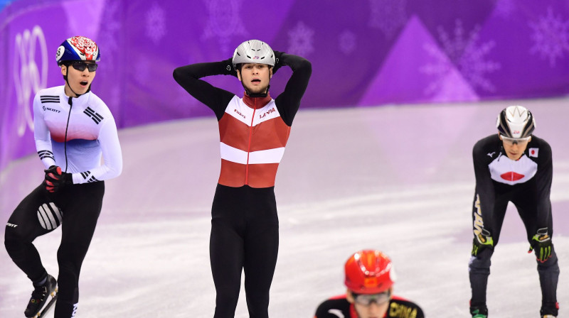 Roberts Zvejnieks (centrā). Foto: AFP/Scanpix