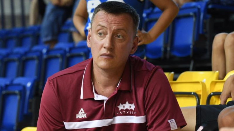 Arnis Vecvagars. Foto: Romāns Kokšarovs/F64