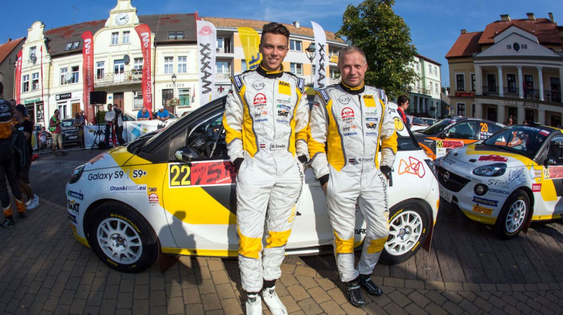 Mārtiņš Sesks un Renārs Francis. Foto: "LMT Autosporta Akadēmija"