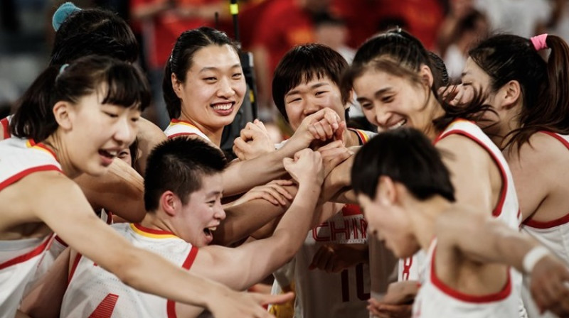 Ķīnas basketbolistes - uzvara pār Japānu un vieta Pasaules kausa ceturtdaļfinālā. Foto: FIBA