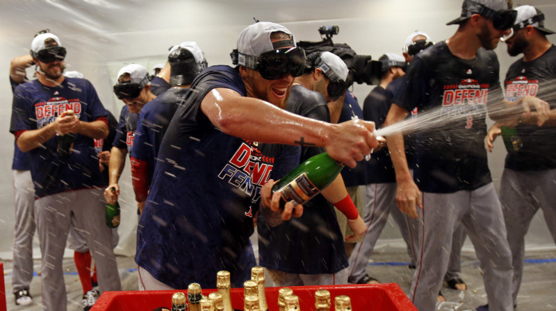 Svinības "Dodgers" ģērbtuvē
Foto: USA Today/Scanpix