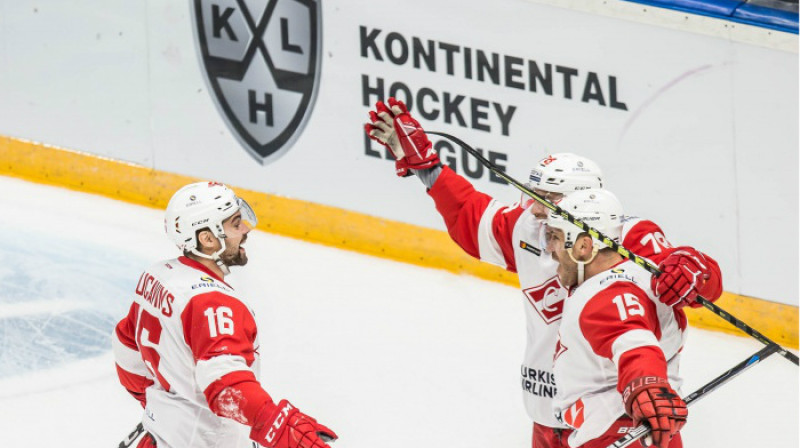 Kaspars Daugaviņš un Mārtiņš Karsums. Foto: Raimonds Volonts, dinamoriga.lv