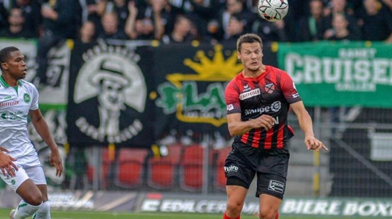 Mārcis Ošs "Xamax" kreklā
Foto: "Jean-Luc Auboeuf Photographie"