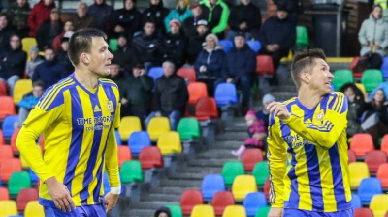 Vitālijs Jagodinskis un Vadims Žuļevs. Foto: SynotTip Virslīga