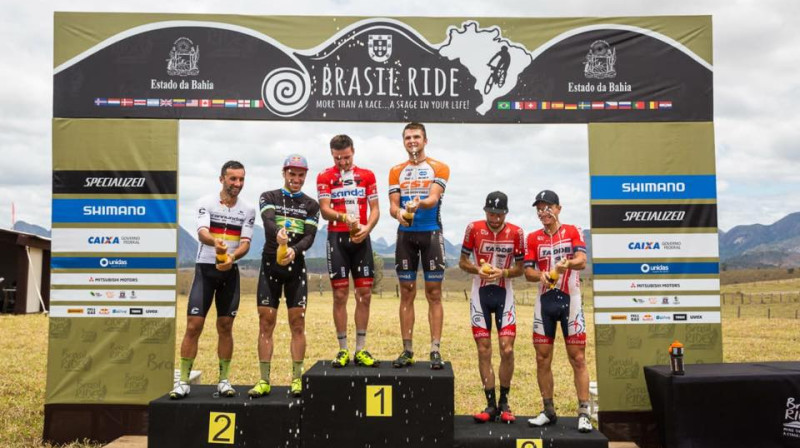 Mārtiņš Blūms (trešais no labās)
Foto: Organiatoru publicitātes foto