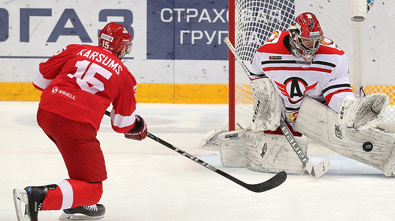 Mārtiņš Karsums izpilda soda metienu
Foto: spartak.ru