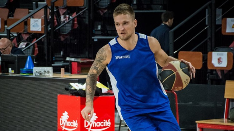 Armands Šķēle treniņā 10. novembrī. Foto: Antibes Sharks