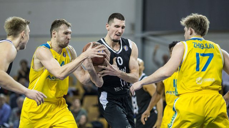 Stīvs Zeks spēlē ar "Astana". Foto: vtb-league.com