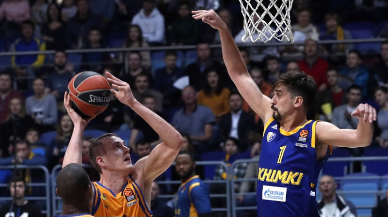 Anžejs Pasečņiks un Aleksejs Šveds. Foto: EPA/Scanpix