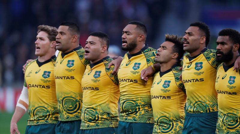 Austrālijas izlases spēlētāji pirms mača pret Angliju
Foto: Reuters/Scanpix