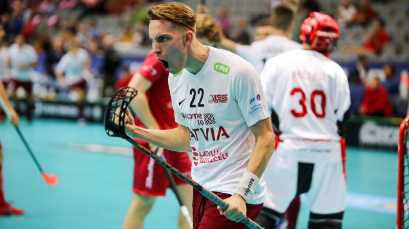 Pēc pirmās spēļu kārtas rezultatīvākais Latvijas izlasē ir Pēteris Trekše
Foto: Ritvars Raits, floorball.lv