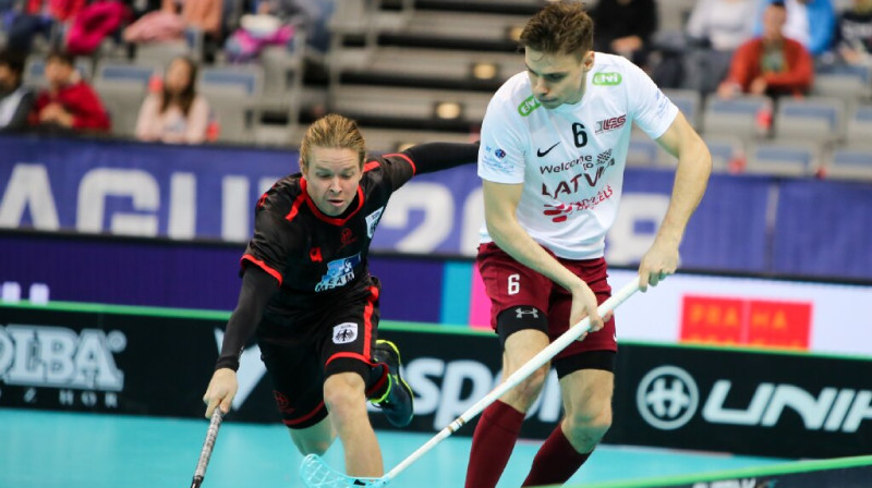 Edžus Ceriņš atzīmējās ar diviem vārtu guvumiem, taču šoreiz ar to izrādījās par maz
Foto: Ritvars Raits, Floorball.lv
